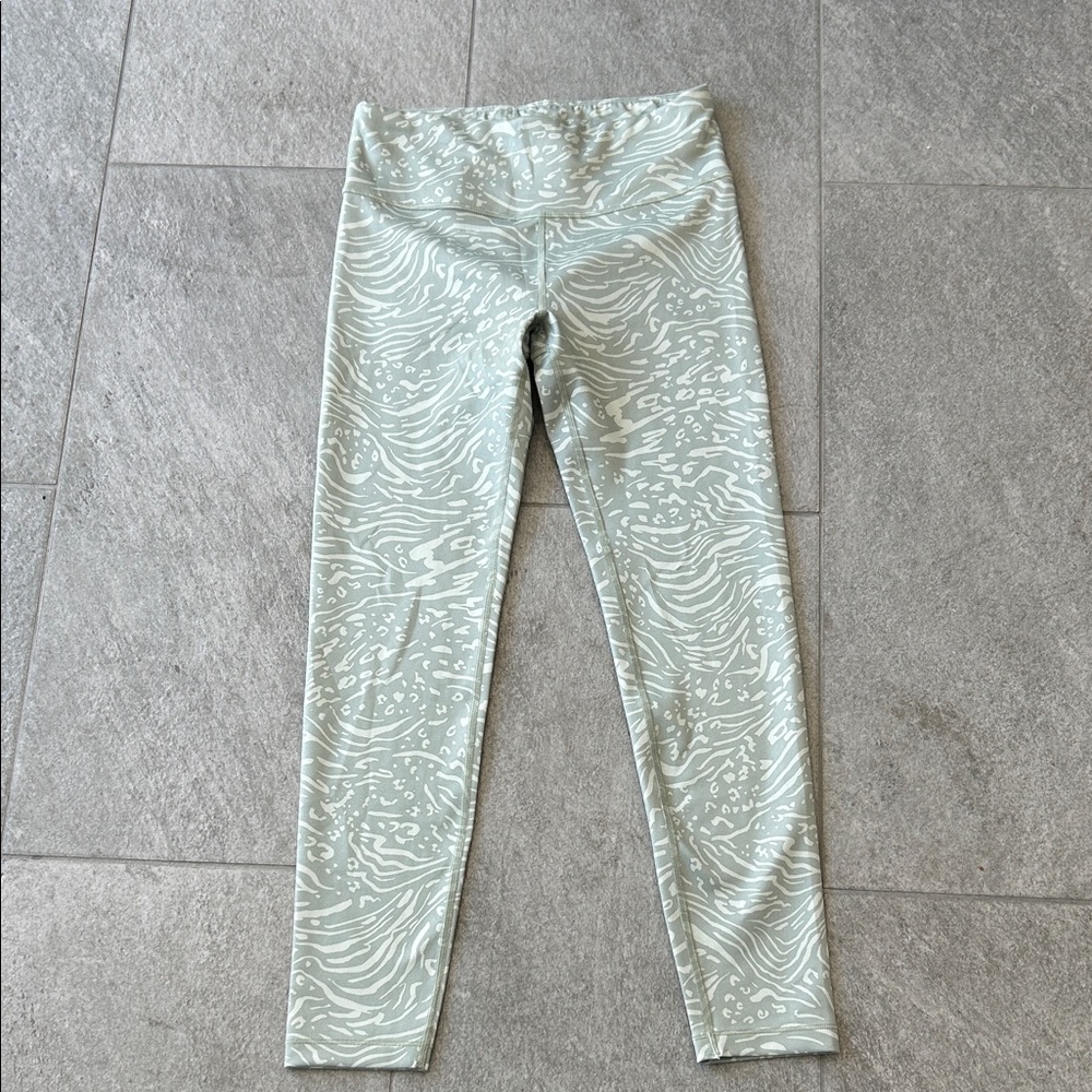 Athleta Girl Ultra High Rise Chit Chat 7/8 tight